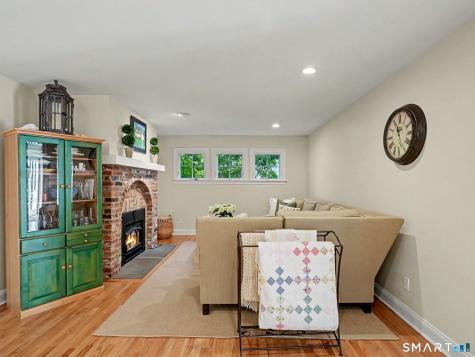 10 Edgewood Road Darien CT 06820