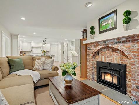 10 Edgewood Road Darien CT 06820