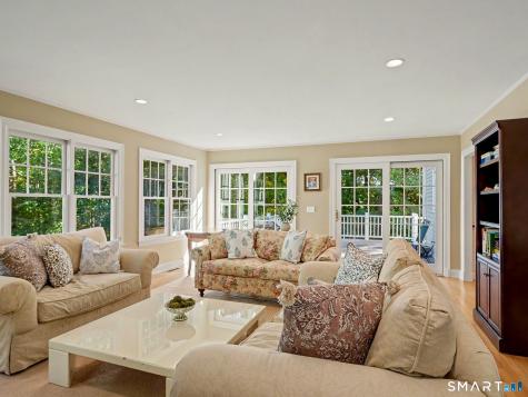 10 Edgewood Road Darien CT 06820