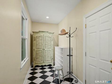 10 Edgewood Road Darien CT 06820