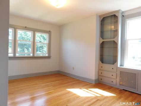 264 Broad Street Meriden CT 06450