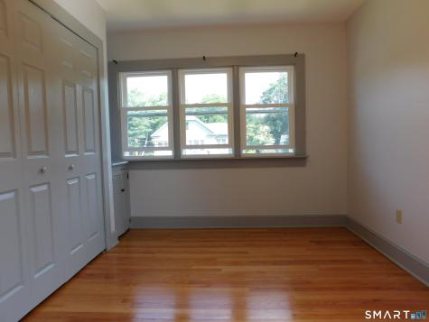 264 Broad Street Meriden CT 06450