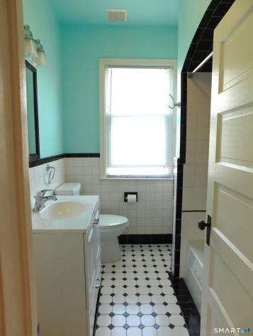 264 Broad Street Meriden CT 06450