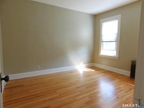 264 Broad Street Meriden CT 06450