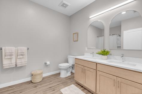 104 Episcopal Road Berlin CT 06037