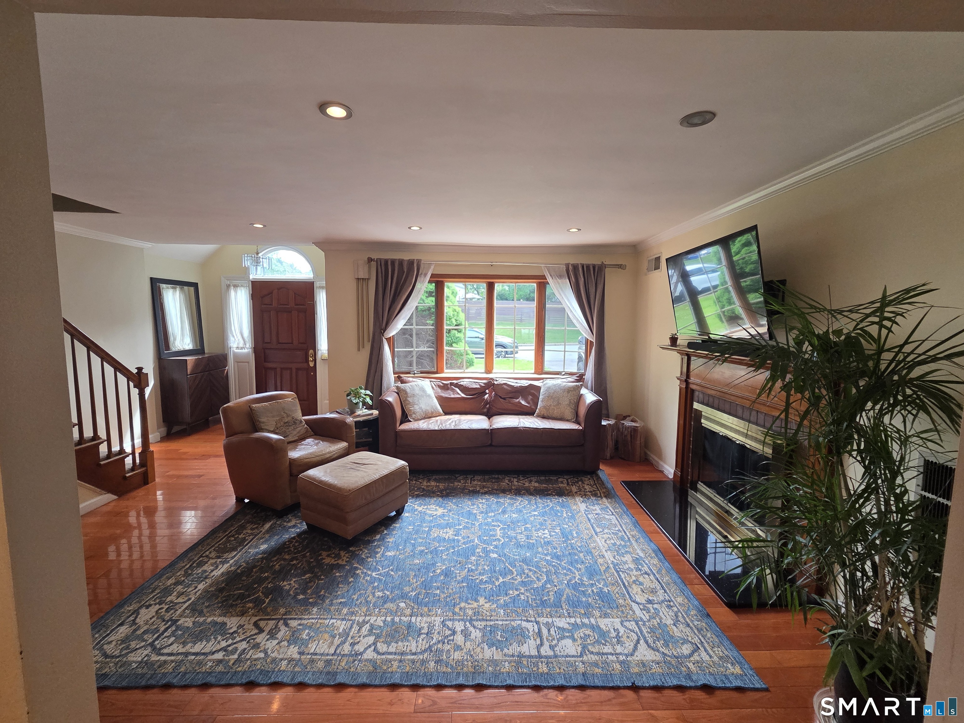 156 Fieldcrest Road Fairfield CT 06825