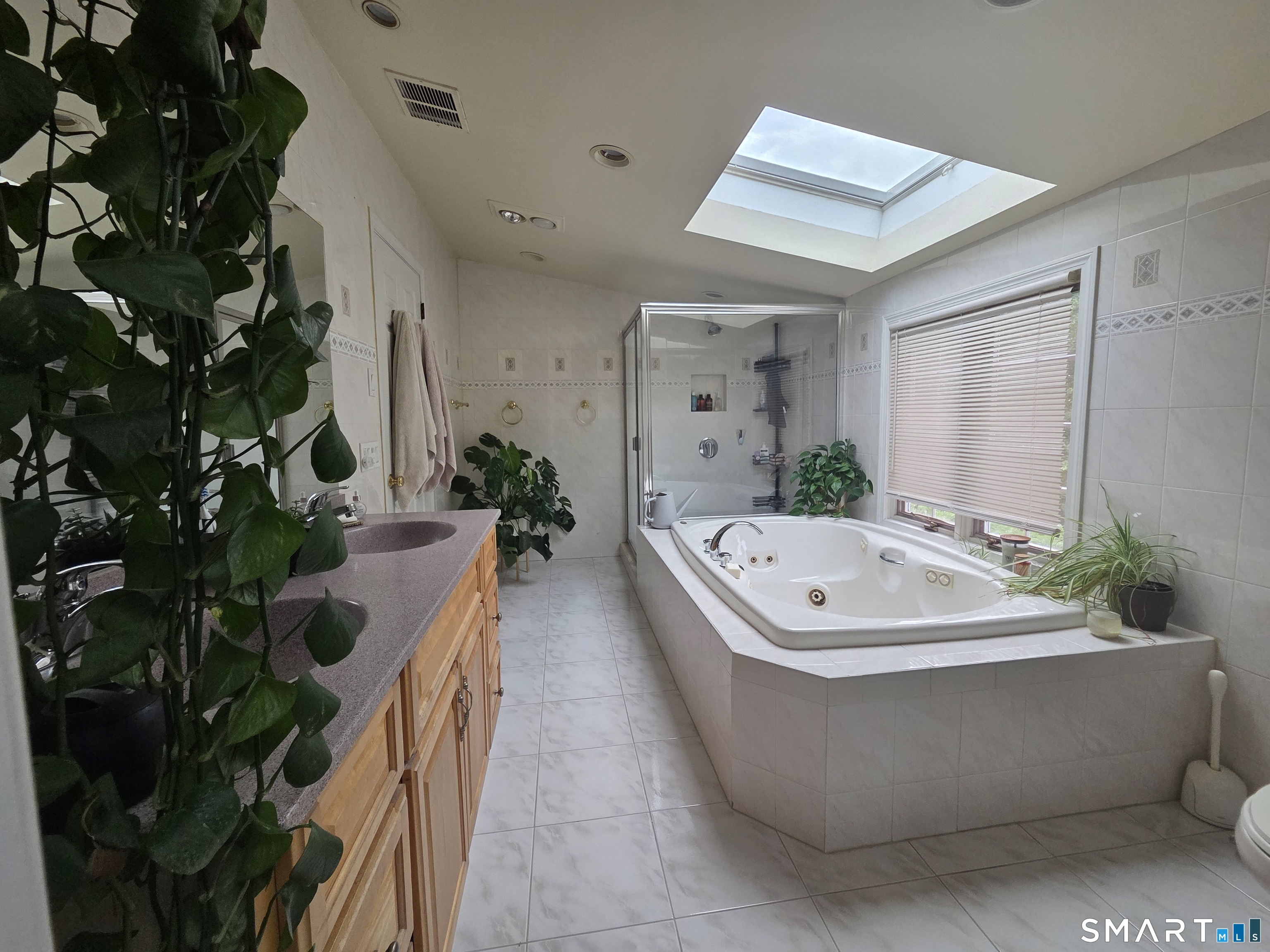 156 Fieldcrest Road Fairfield CT 06825