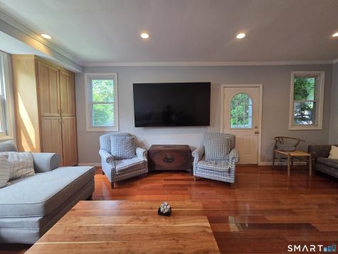 156 Fieldcrest Road Fairfield CT 06825