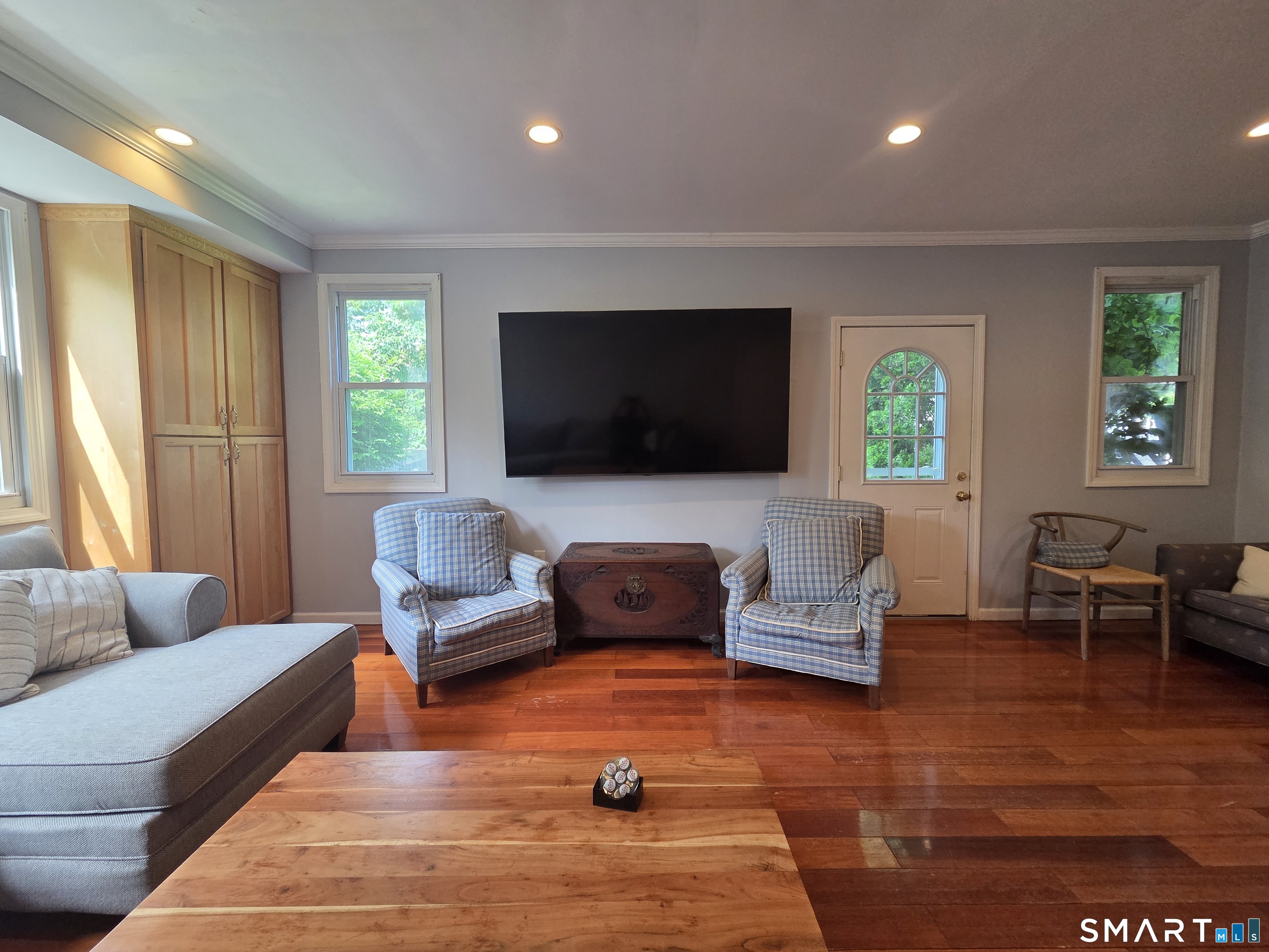 156 Fieldcrest Road Fairfield CT 06825