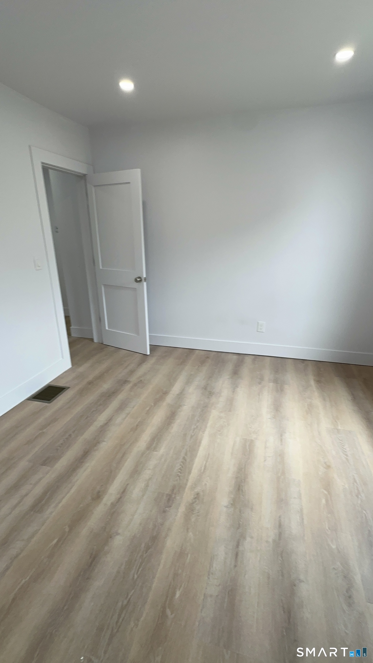 26 Rowan Street Norwalk CT 06855