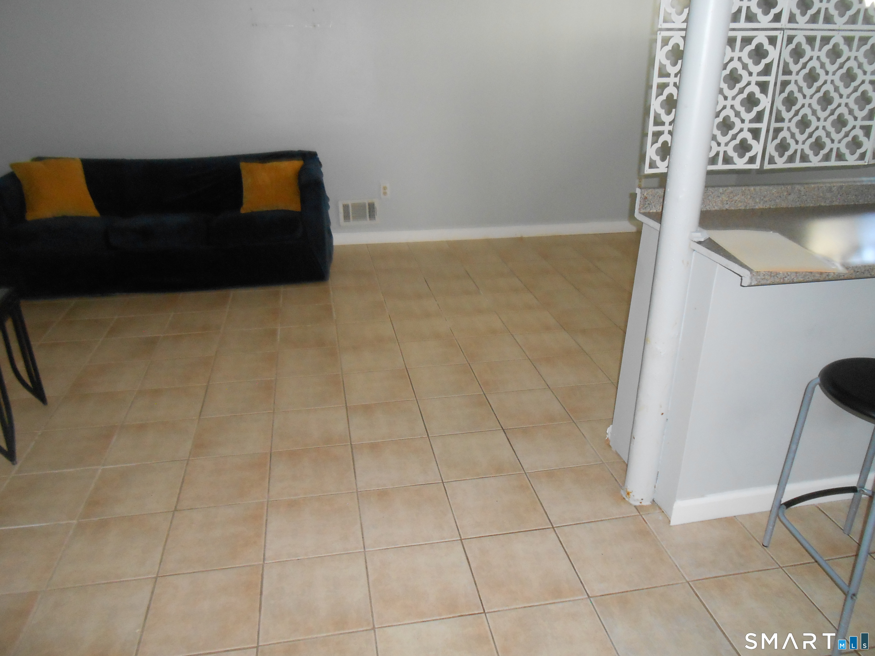 11 Cribbins Avenue Shelton CT 06484