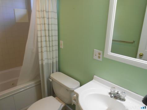 11 Cribbins Avenue Shelton CT 06484