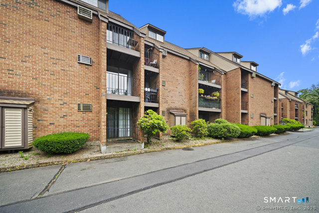 38 North Main Street West Hartford CT 06107