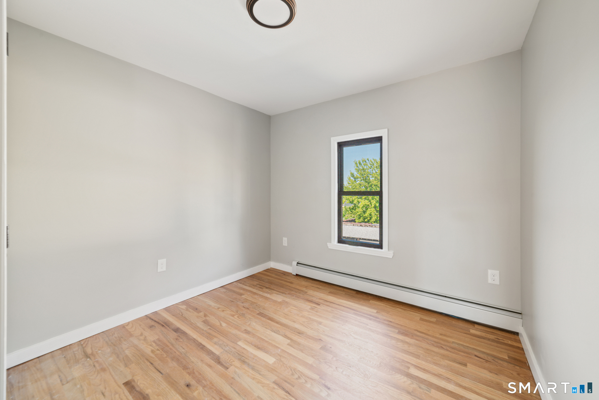 49 Hill Street Waterbury CT 06704