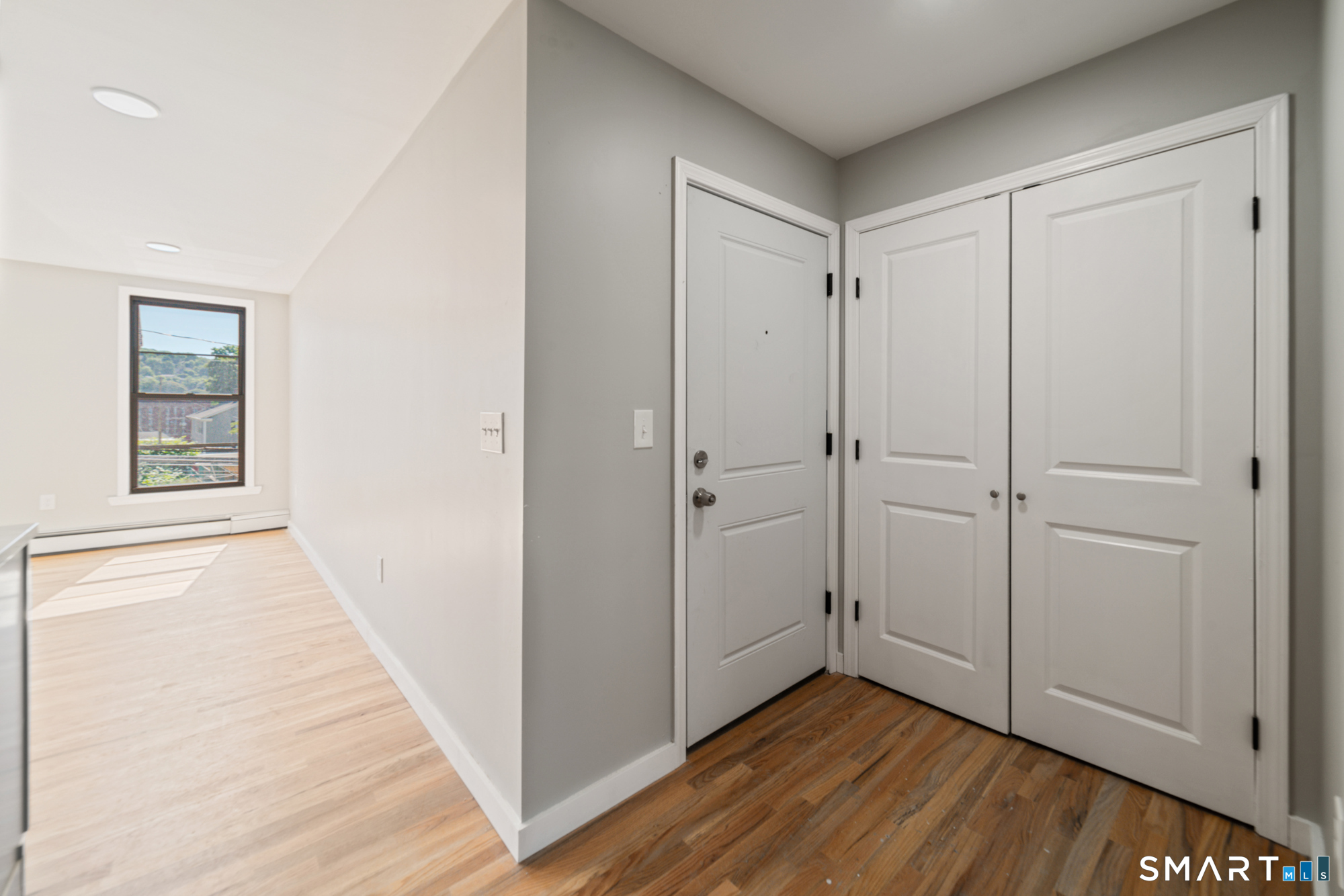 49 Hill Street Waterbury CT 06704