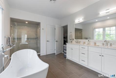 9 Damia Drive Danbury CT 06810