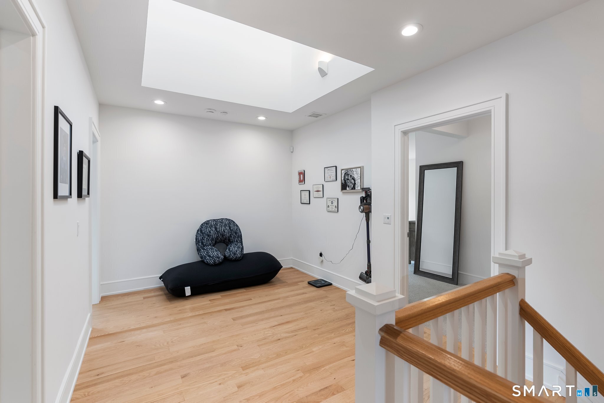9 Damia Drive Danbury CT 06810