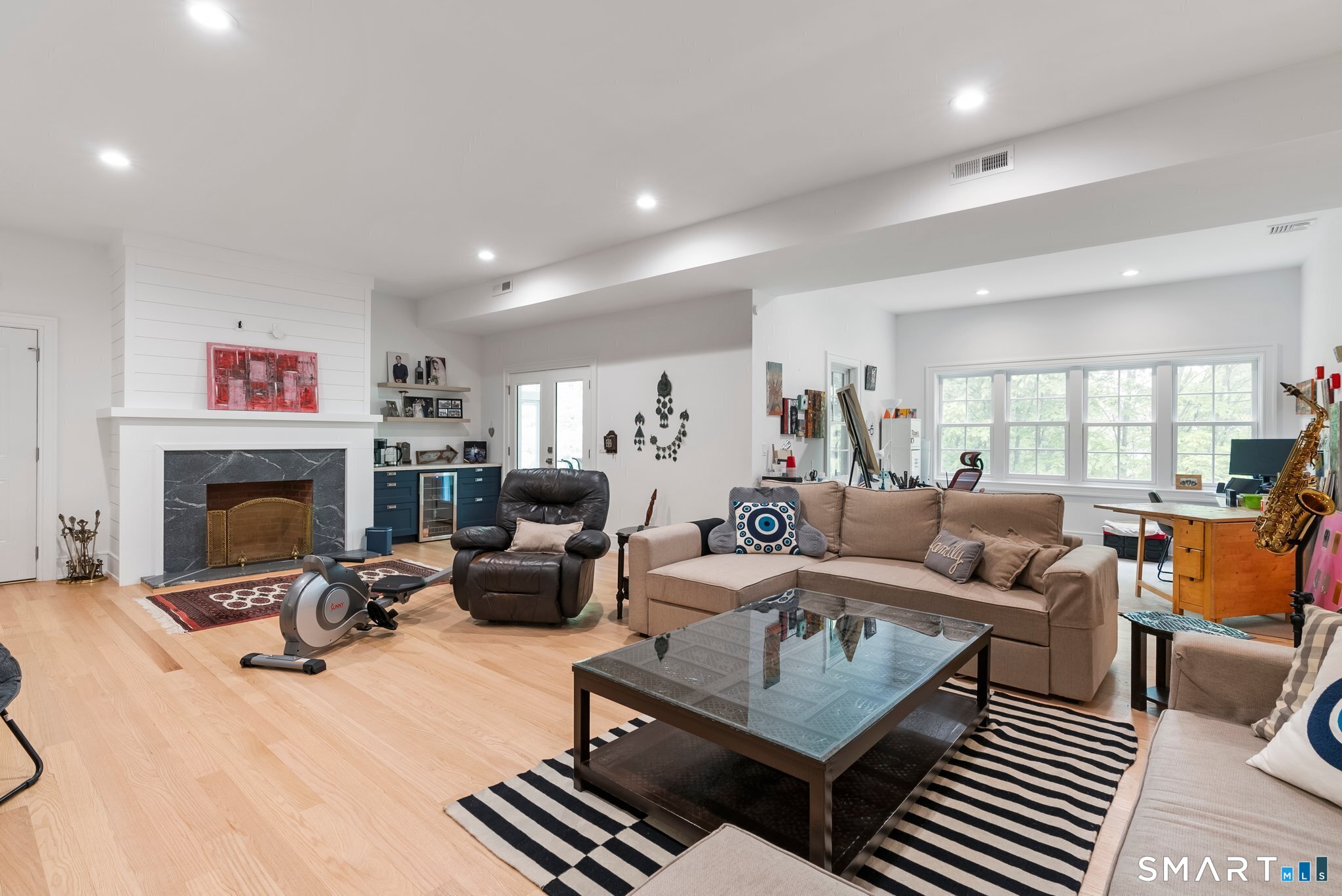 9 Damia Drive Danbury CT 06810