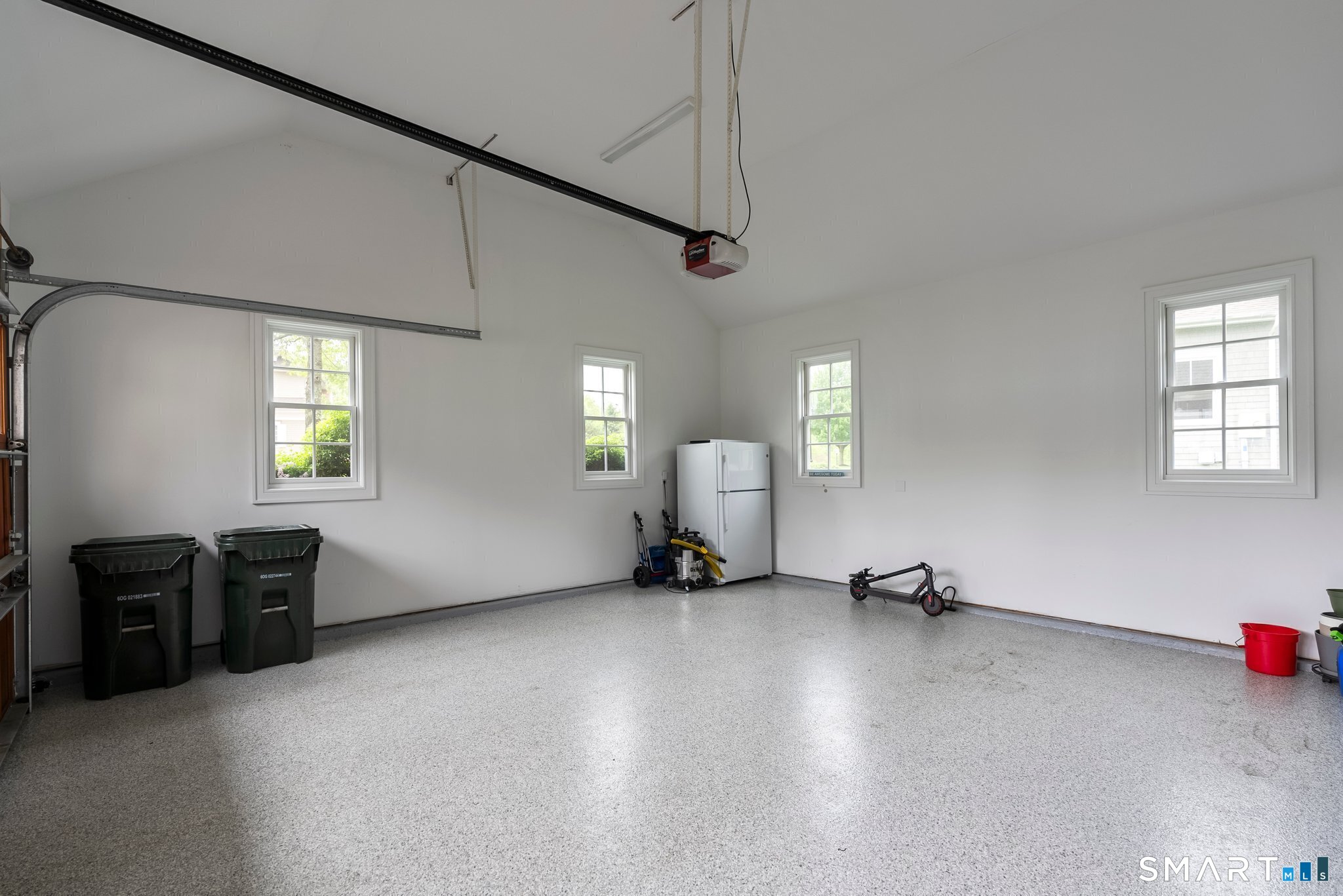 9 Damia Drive Danbury CT 06810