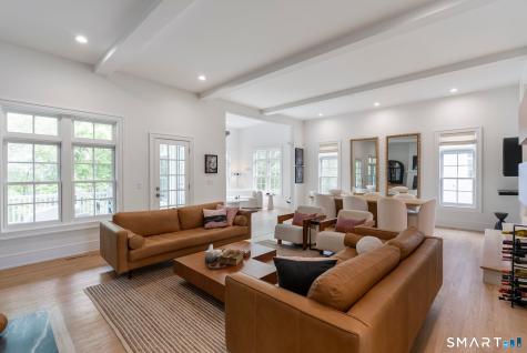 9 Damia Drive Danbury CT 06810