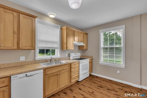 86 Main Street Ellington CT 06029