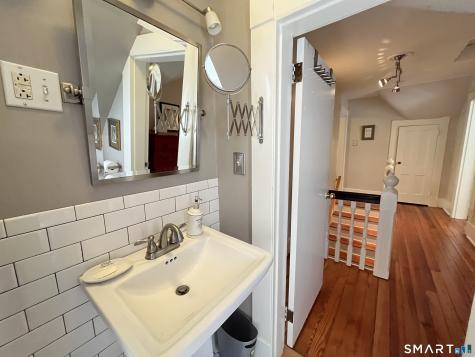 17 Anderson Street New Haven CT 06511