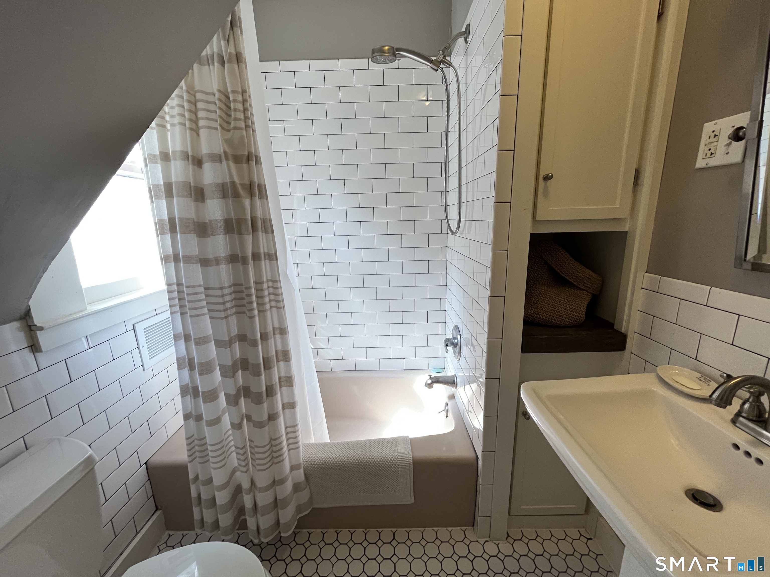 17 Anderson Street New Haven CT 06511