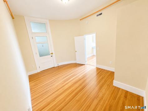 105 Bank Street Waterbury CT 06702