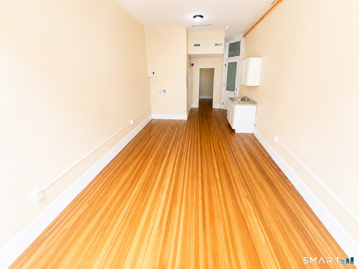 105 Bank Street Waterbury CT 06702