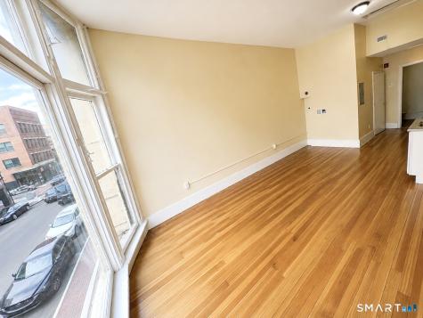 105 Bank Street Waterbury CT 06702