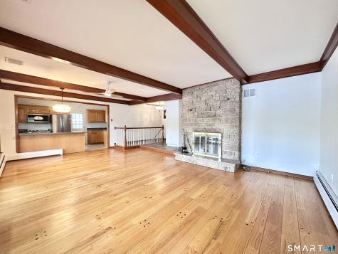 542 Lake Drive Guilford CT 06437