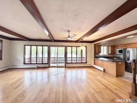 542 Lake Drive Guilford CT 06437
