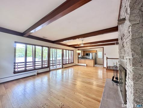 542 Lake Drive Guilford CT 06437