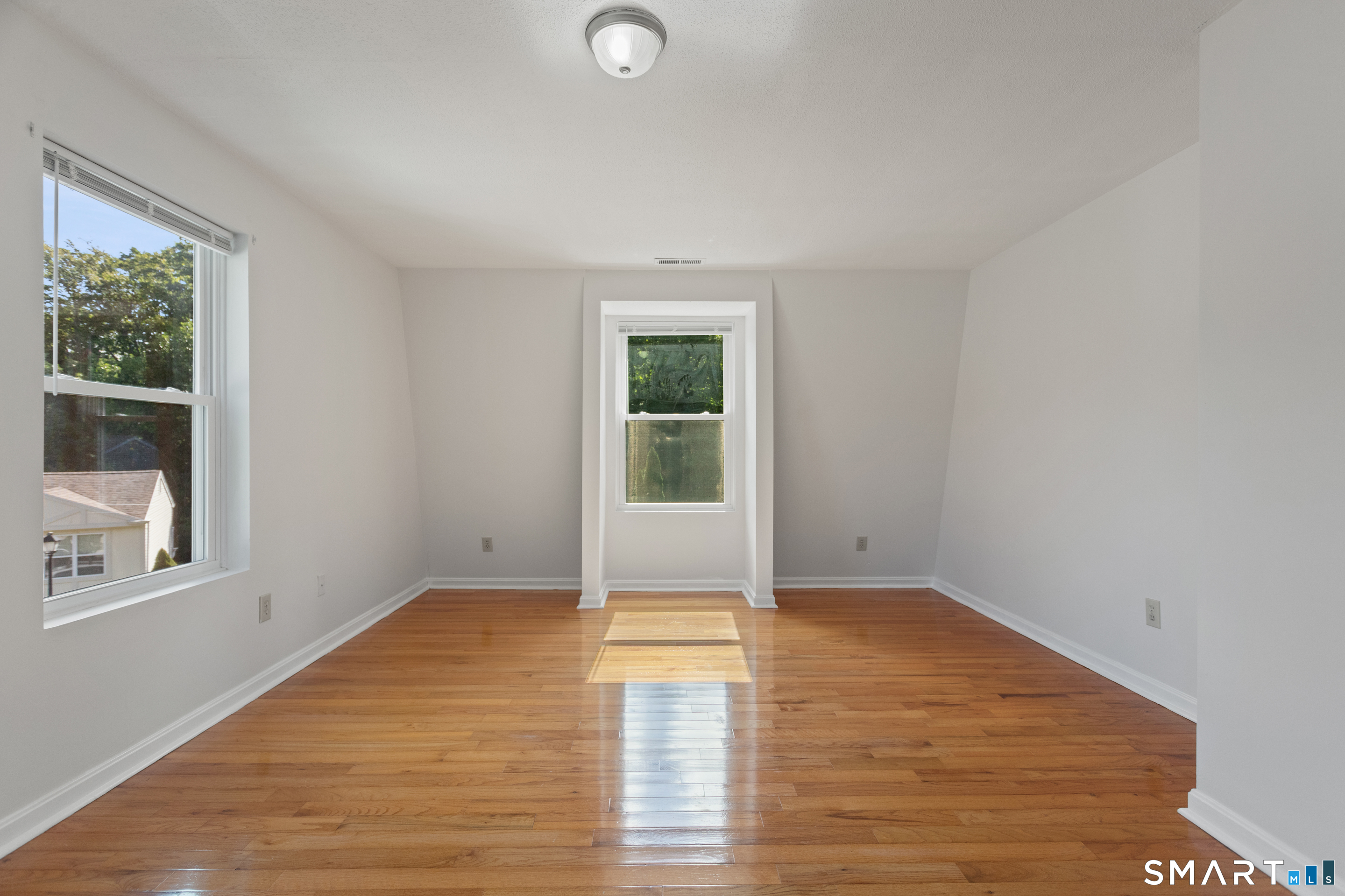 124 Branca Court Milford CT 06461
