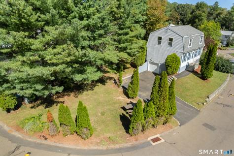 124 Branca Court Milford CT 06461