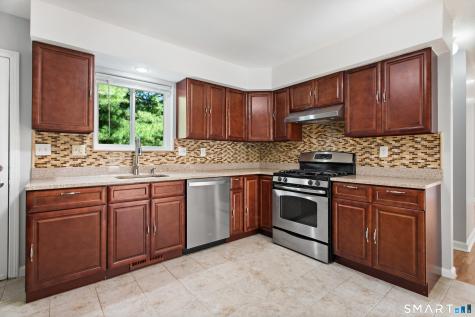 124 Branca Court Milford CT 06461