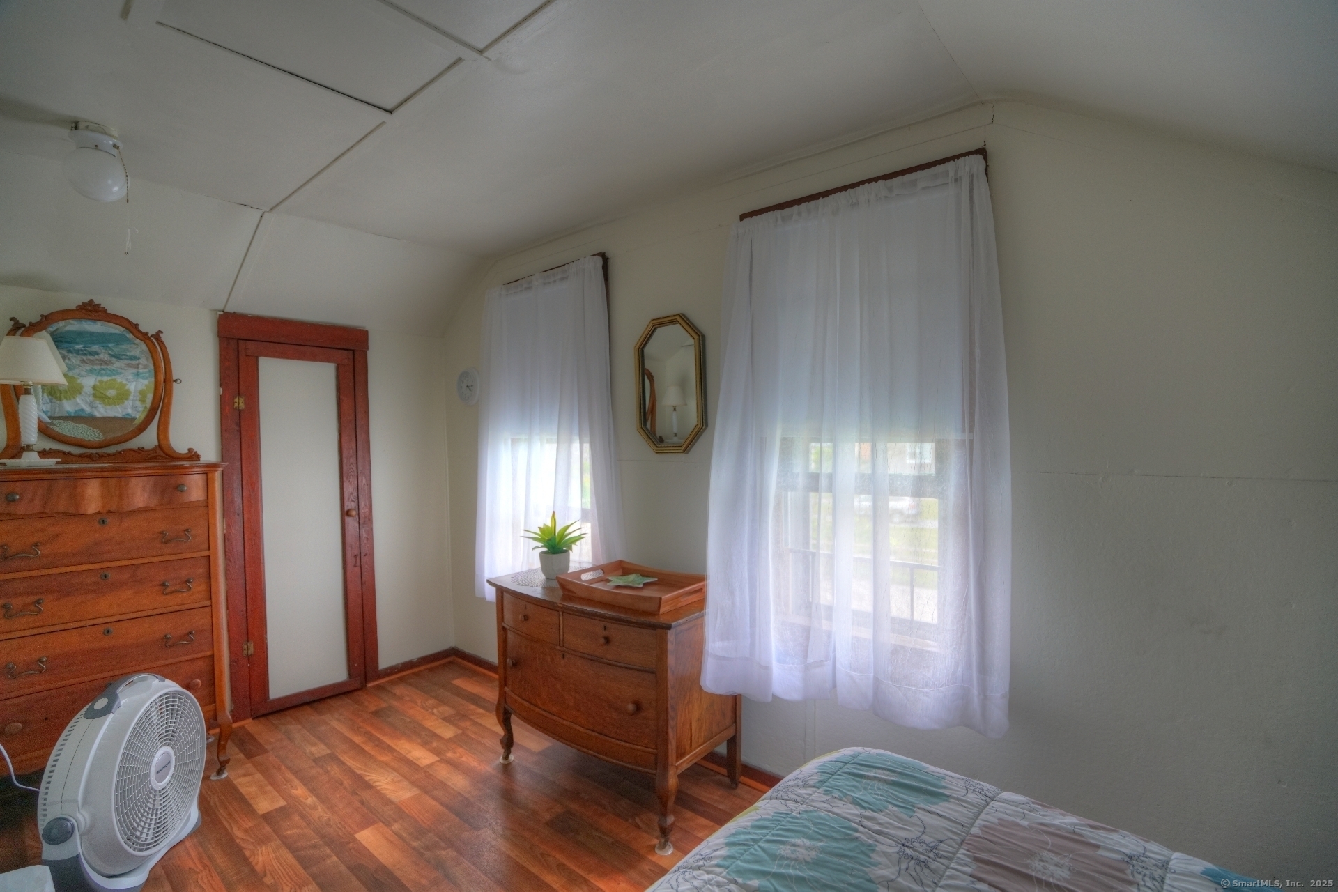 80 Noyes Avenue Stonington CT 06378