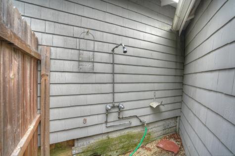 80 Noyes Avenue Stonington CT 06378