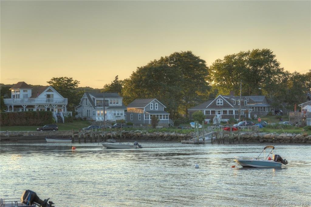 80 Noyes Avenue Stonington CT 06378