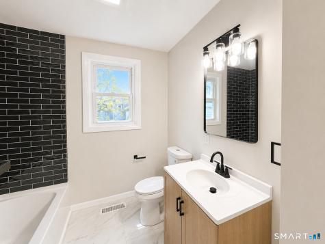 405 Wilcoxson Avenue Stratford CT 06614