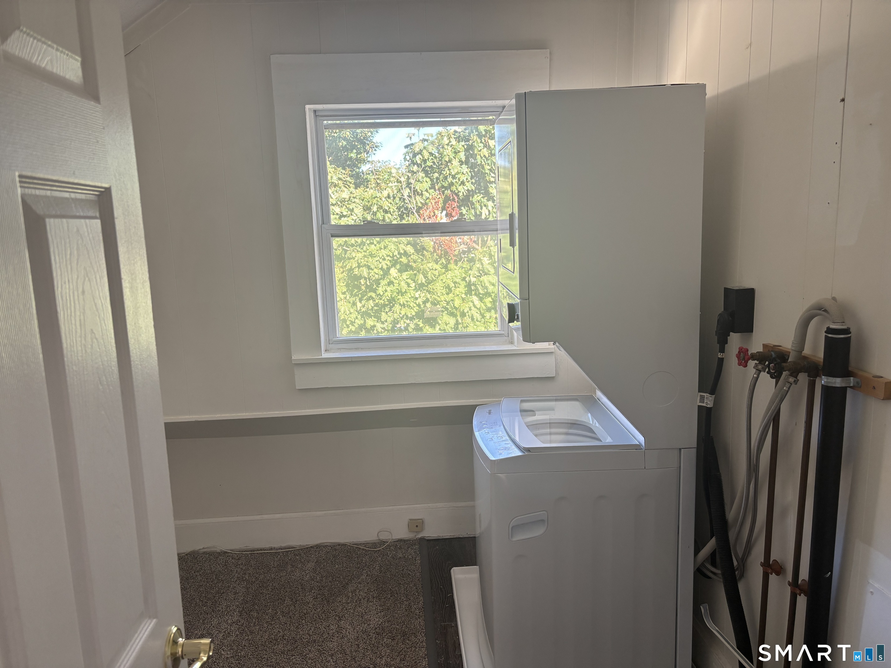 16-18 Hayes Drive Milford CT 06460