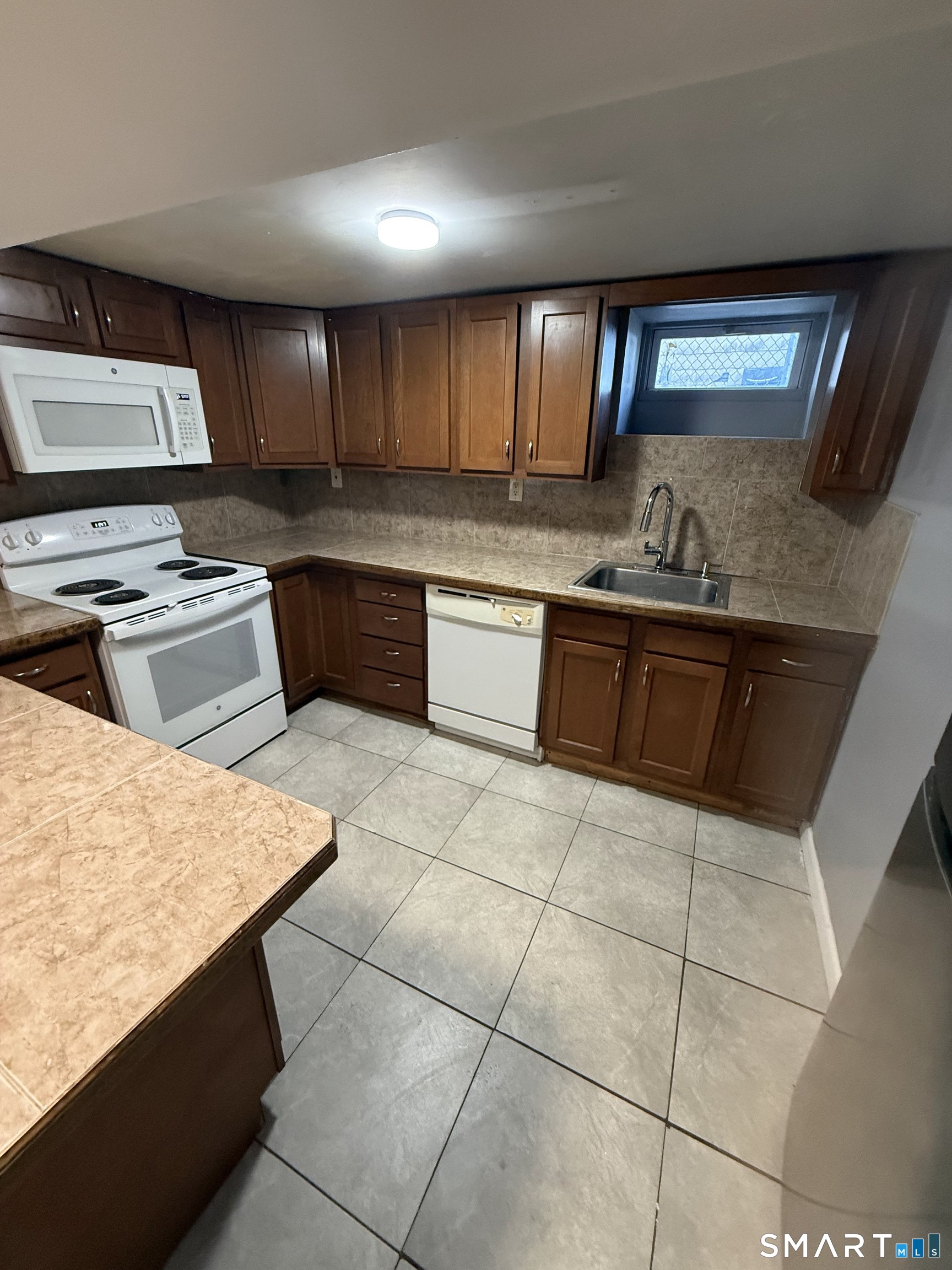 42 Cottage Street Bridgeport CT 06605