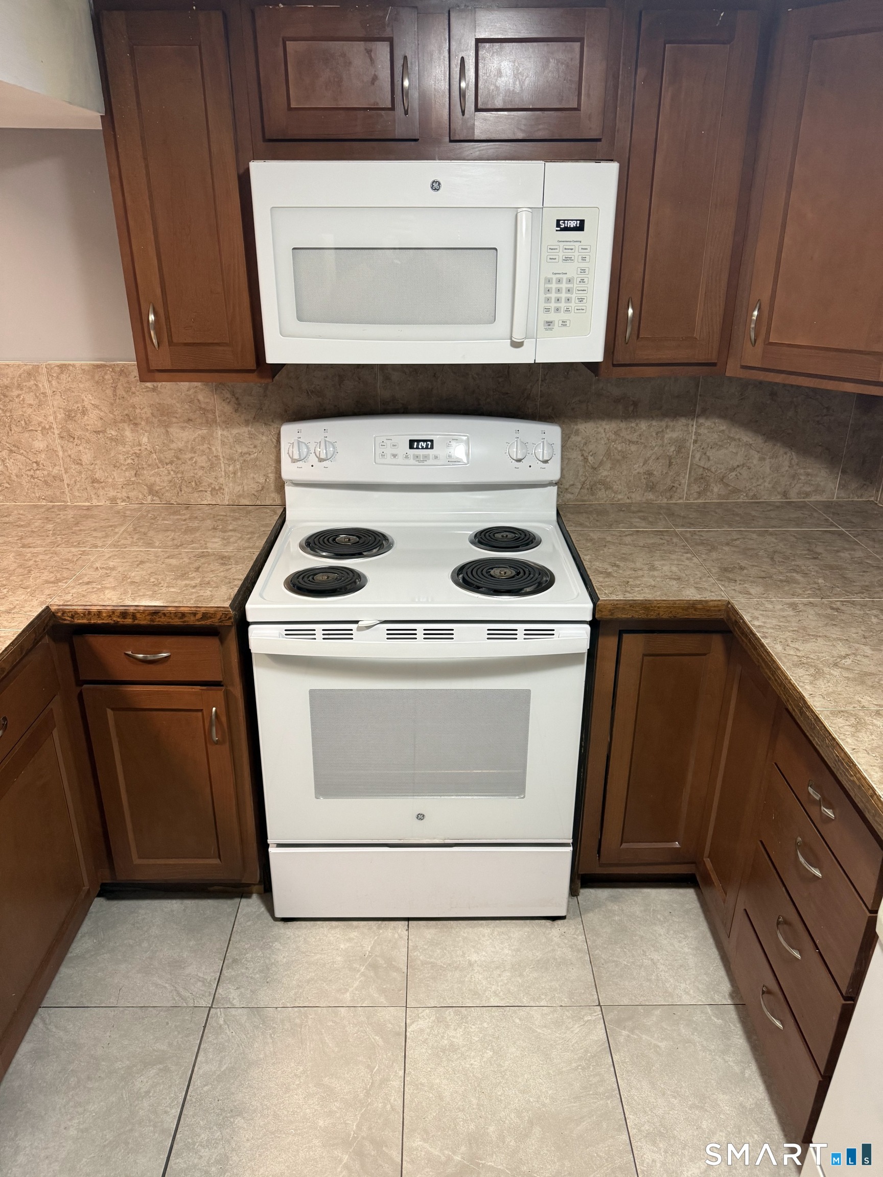 42 Cottage Street Bridgeport CT 06605