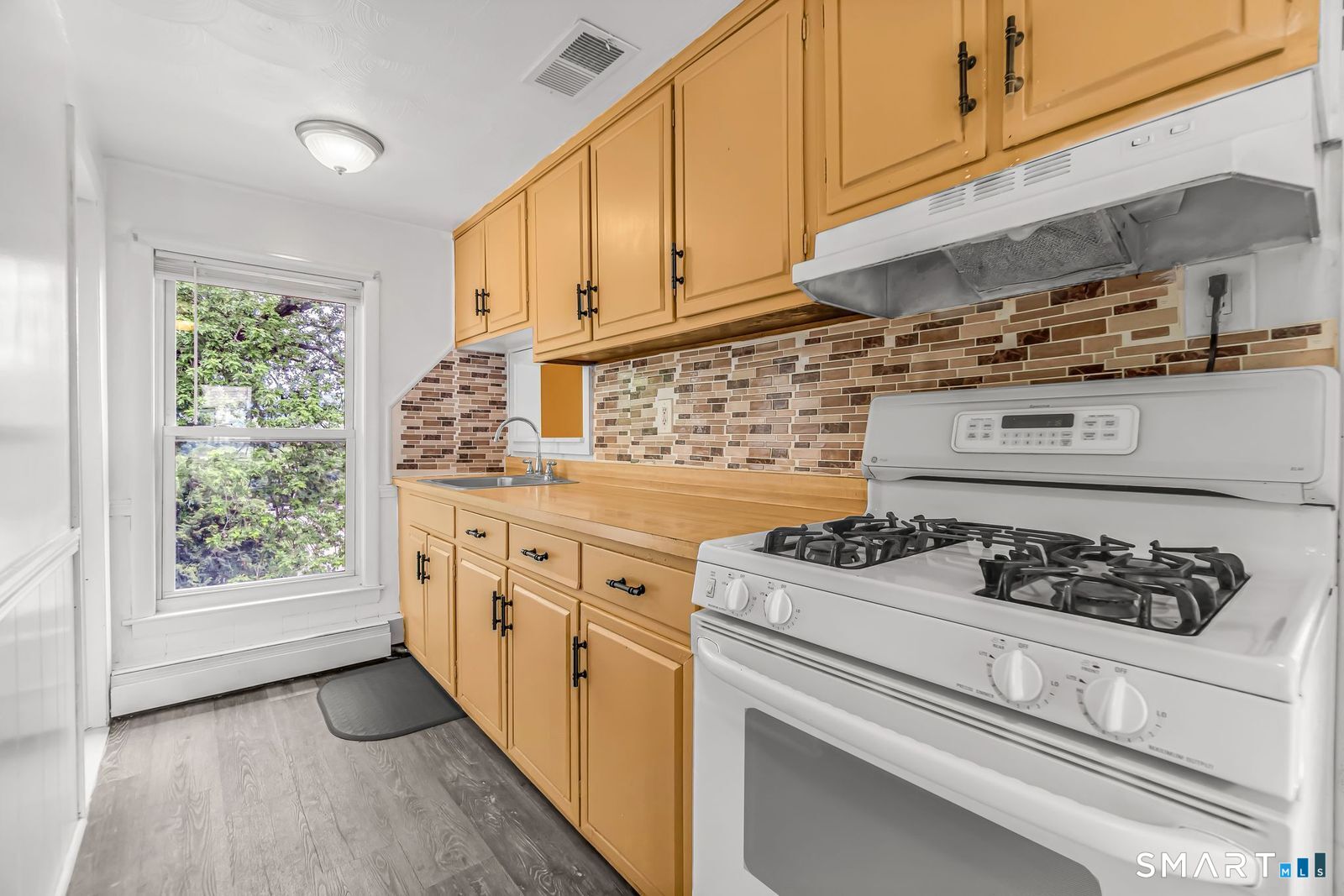 89 Division Street Ansonia CT 06401