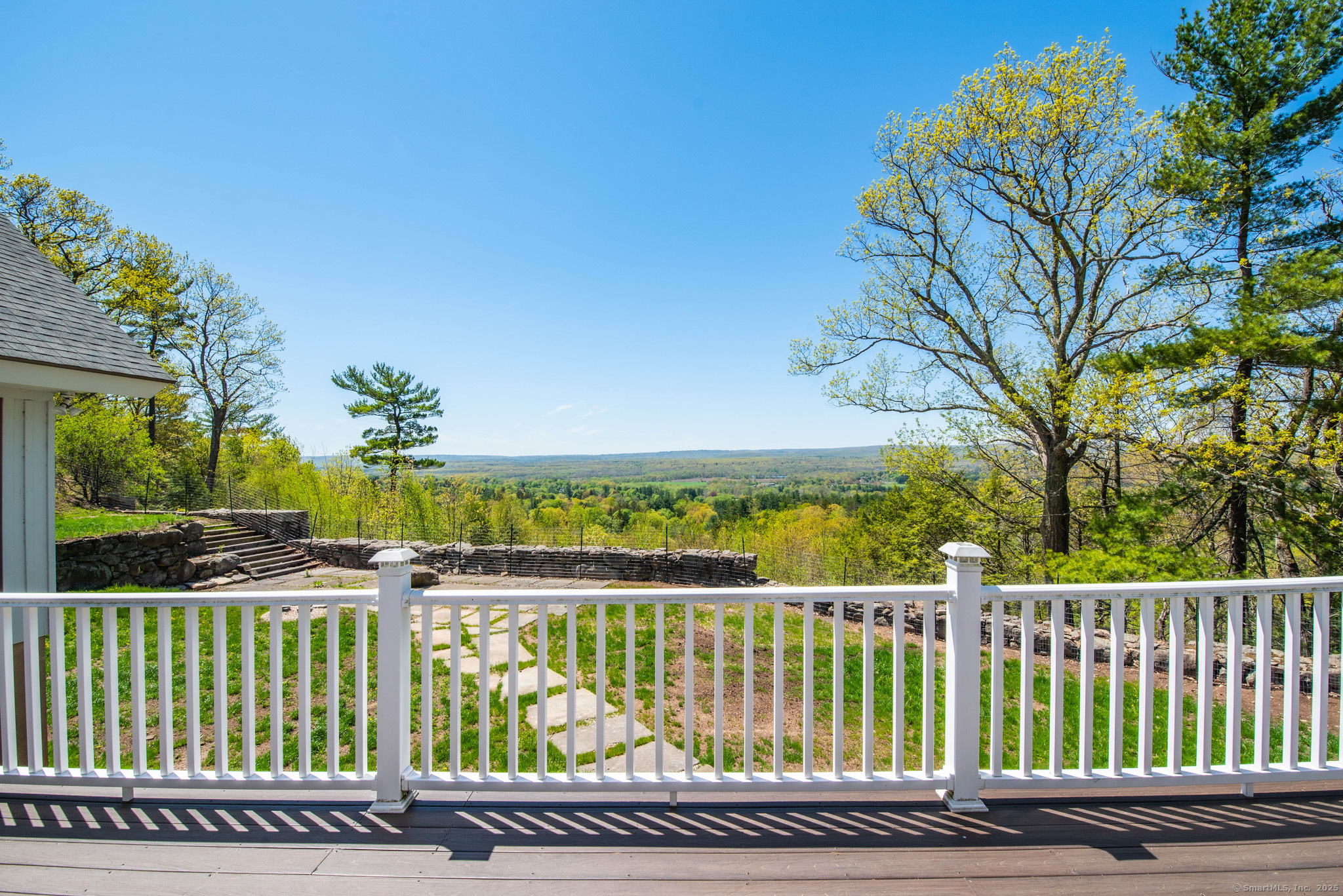 43 Prattling Pond Road Farmington CT 06032