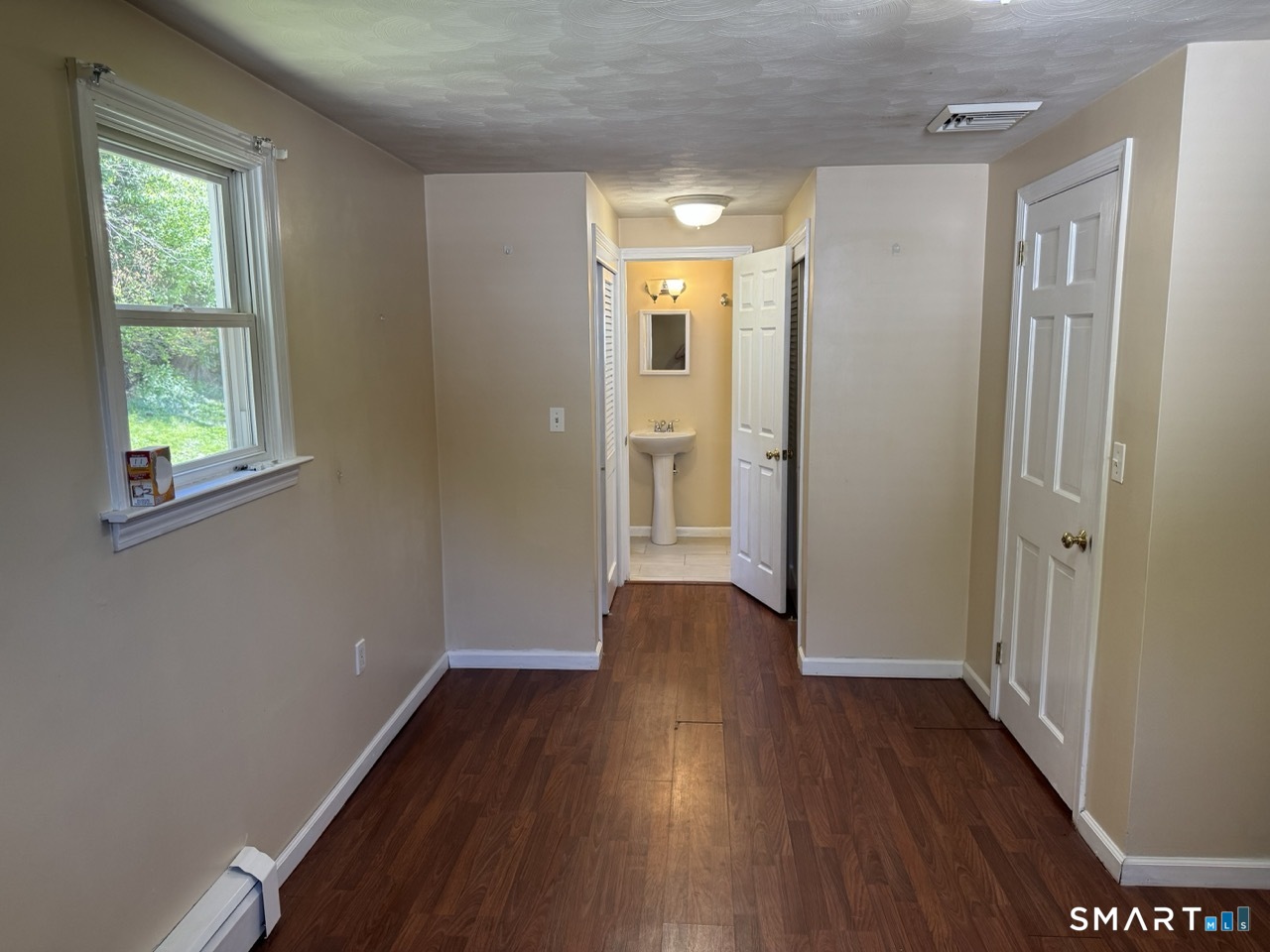 44 Saint James Avenue Enfield CT 06082