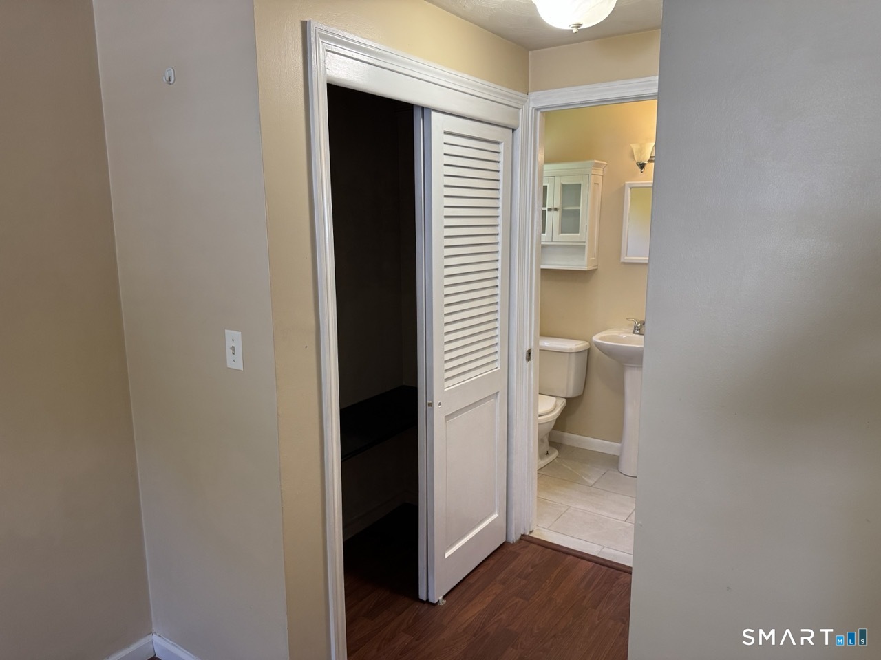 44 Saint James Avenue Enfield CT 06082