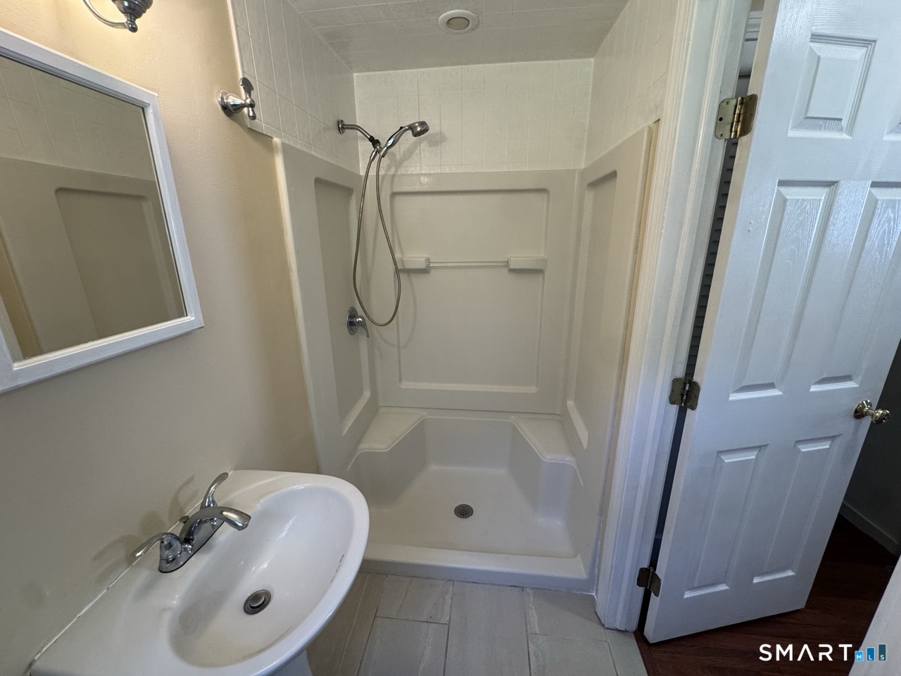 44 Saint James Avenue Enfield CT 06082