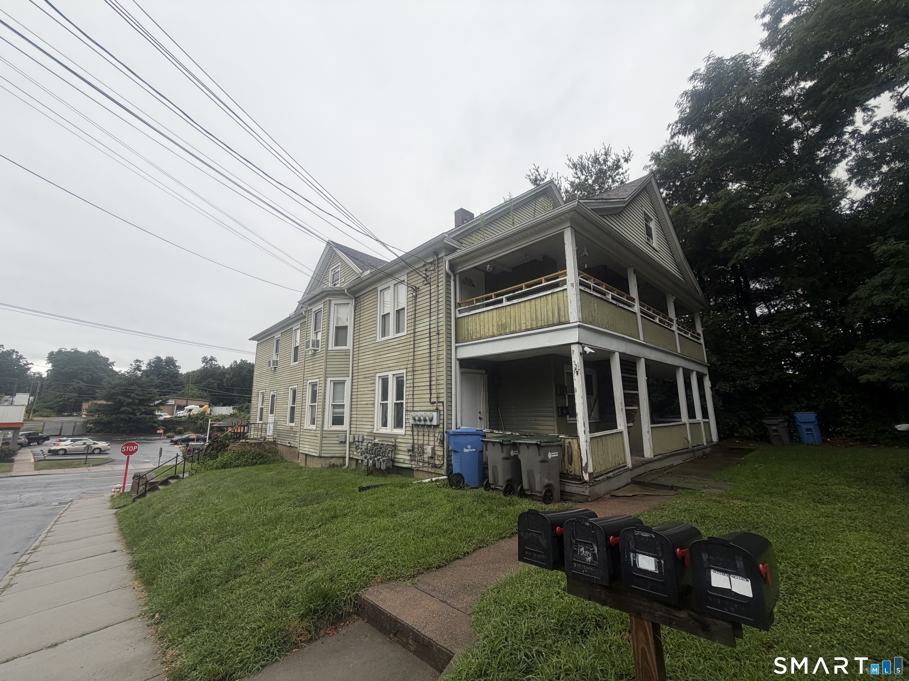 243 Center Street Manchester CT 06040