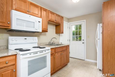 32 Bunce Drive Manchester CT 06040